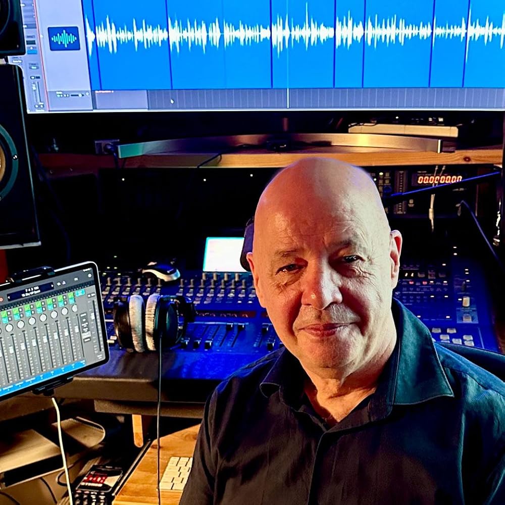 Iain McKinna music producer